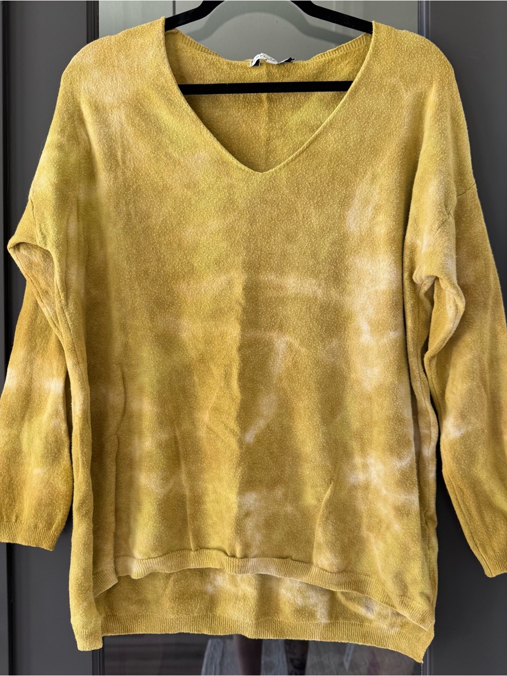 Tempo Paris Silk-Blend Tie-Dye Green Women's V-Neck Sweater